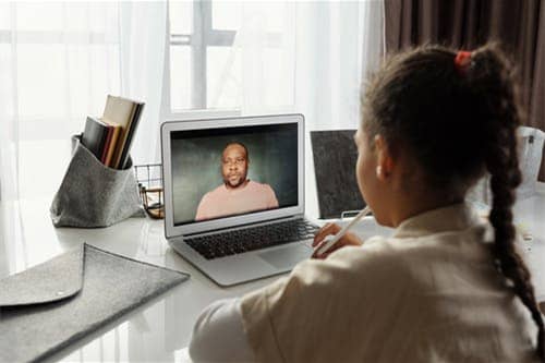 公司起名字大全免费三个字（精选300个）